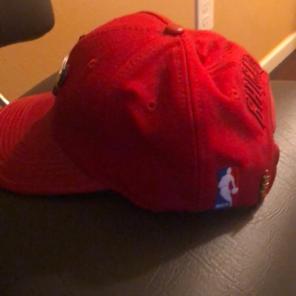 Rare limited Bulls Strapback - Picture 2 of 2